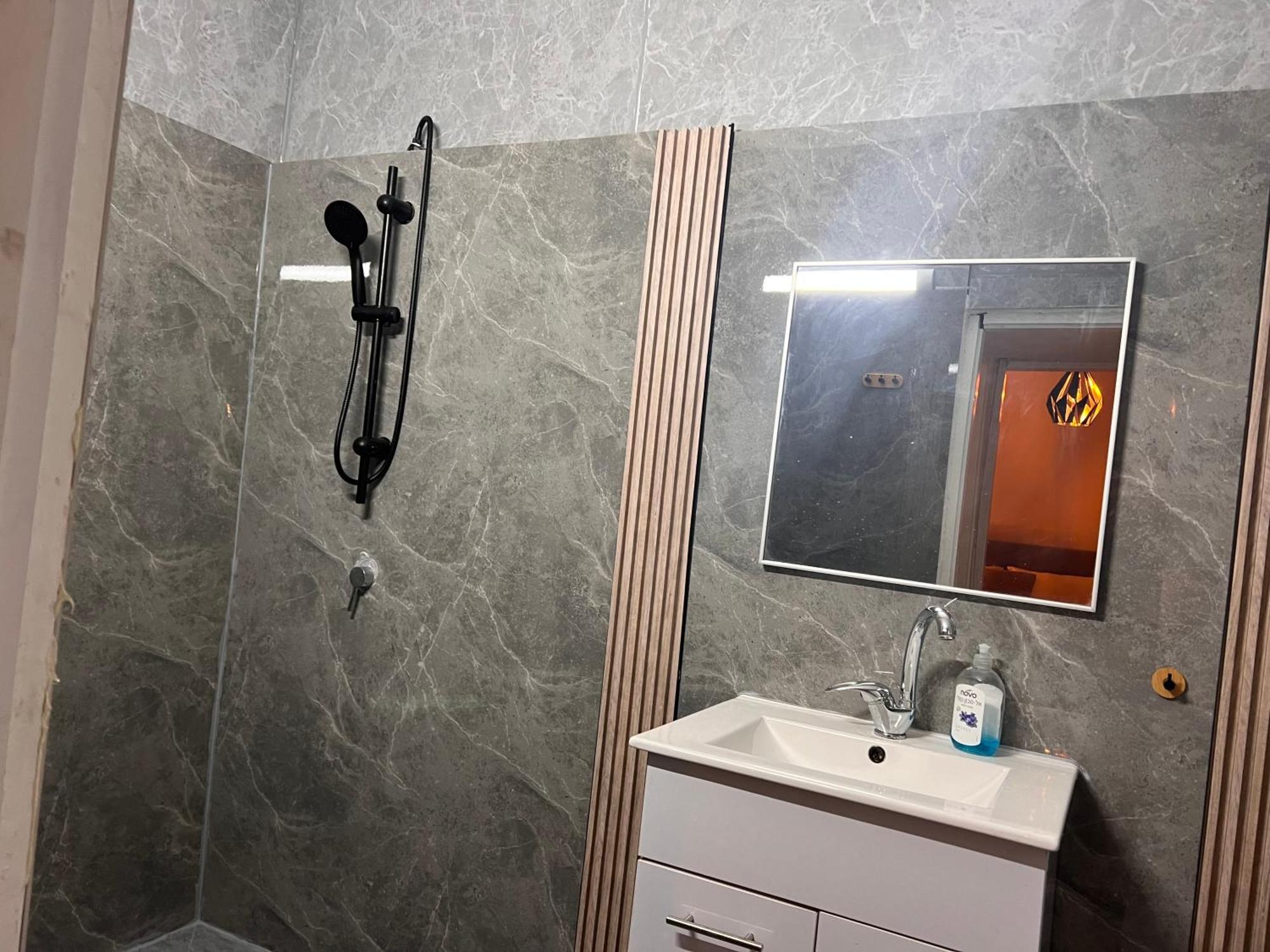 Appartamento Duke Of The Dead Sea By Crown Neve Zohar Esterno foto